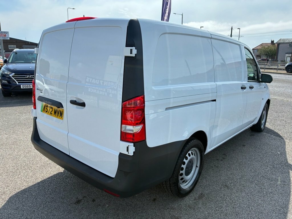 Mercedes-Benz eVito Mpv White #6
