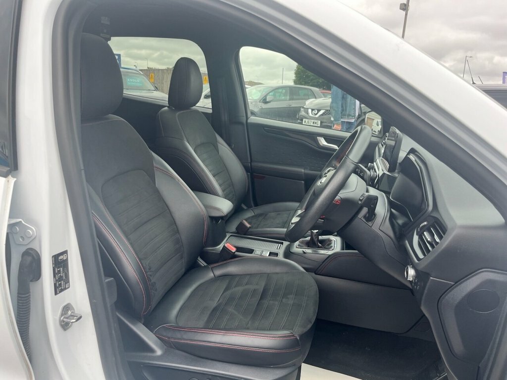 Ford Kuga 1.5L St-line X White #4