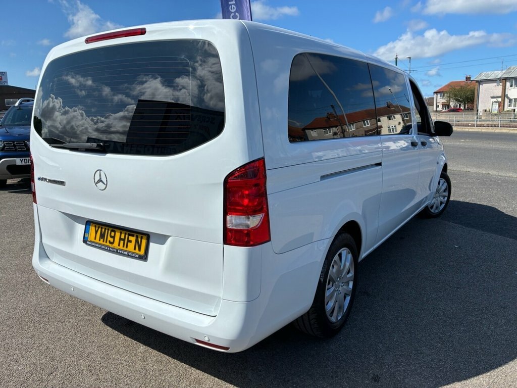 Mercedes-Benz Vito 111 Cdi White #14