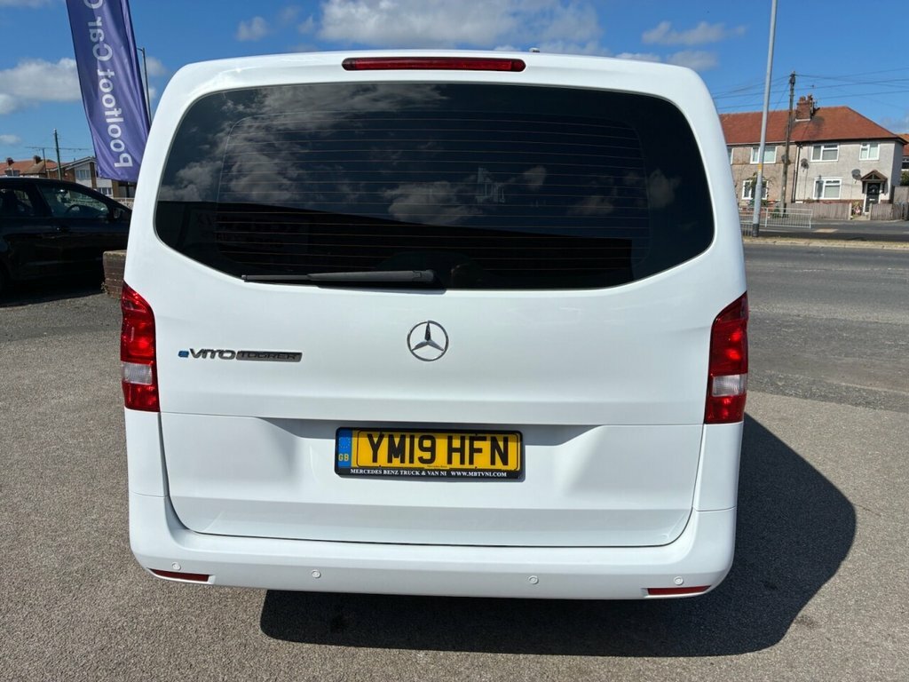 Mercedes-Benz Vito 111 Cdi White #13