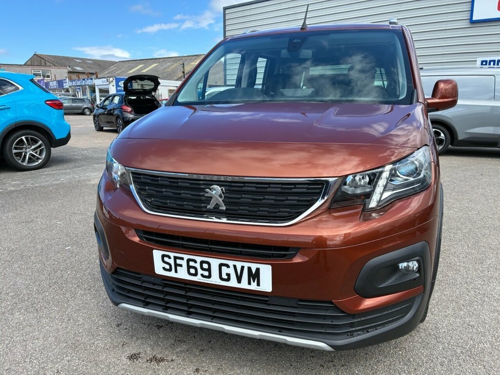 Peugeot Rifter 1.2 Puretech Active Grey #10
