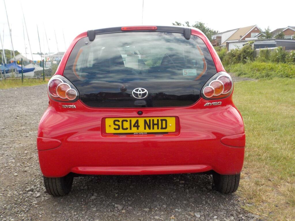 Toyota Aygo 1.0 Vvt-i Move Euro 5 Green #4