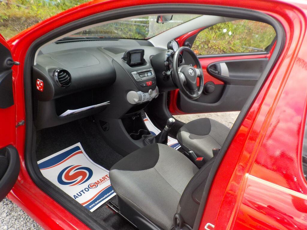 Toyota Aygo Vvt-i Move With Style Black #11