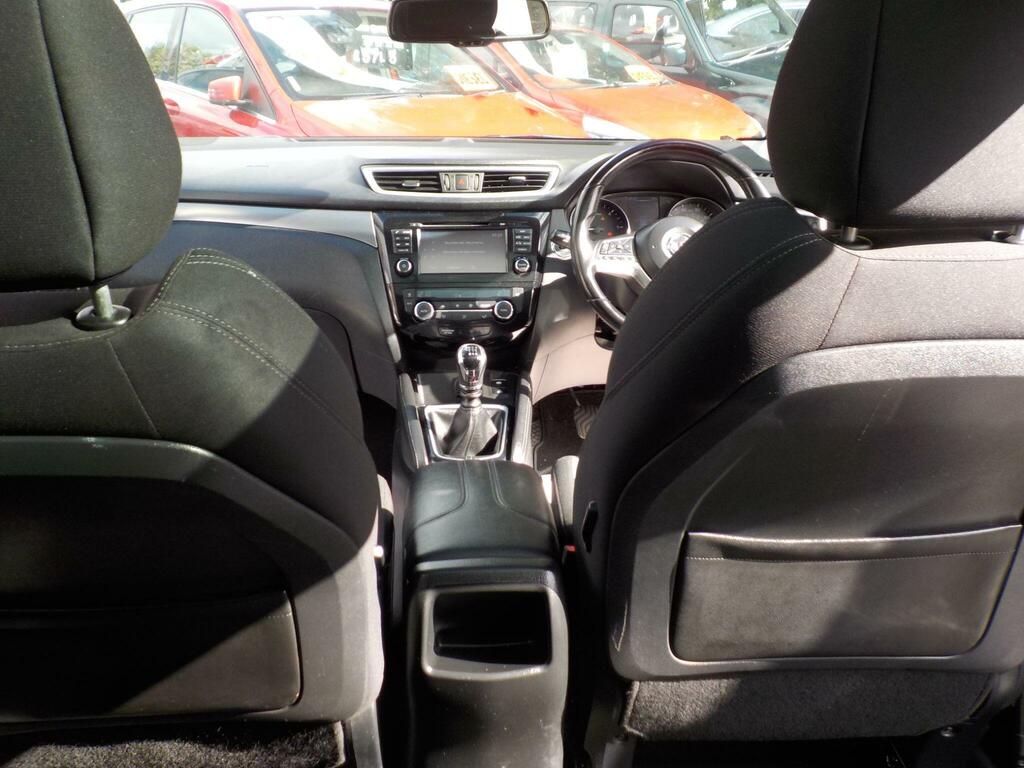 Nissan Qashqai 1.5 Dci N-connecta Black #25