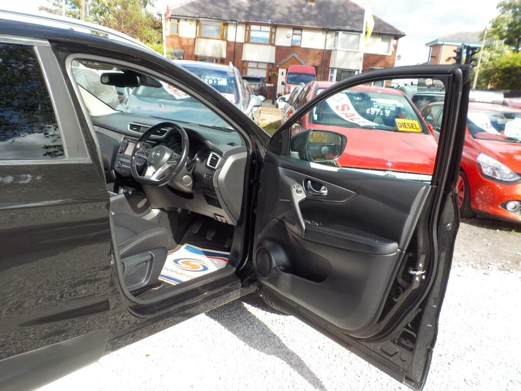 Nissan Qashqai 1.5 Dci N-connecta Black #20