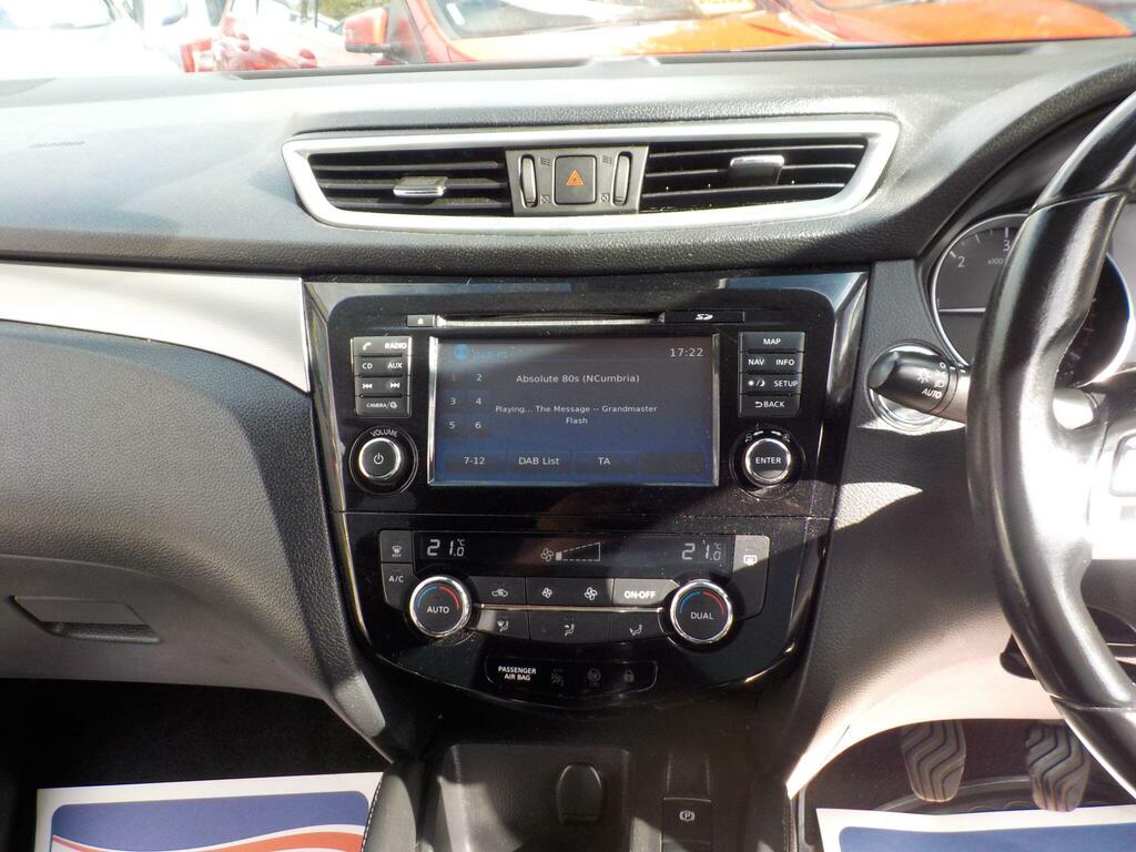 Nissan Qashqai 1.5 Dci N-connecta Black #13