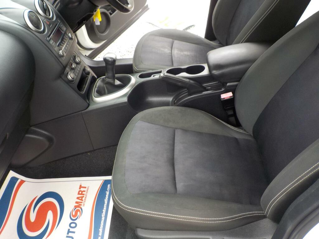 Nissan Qashqai Dci 360 Suv White #27