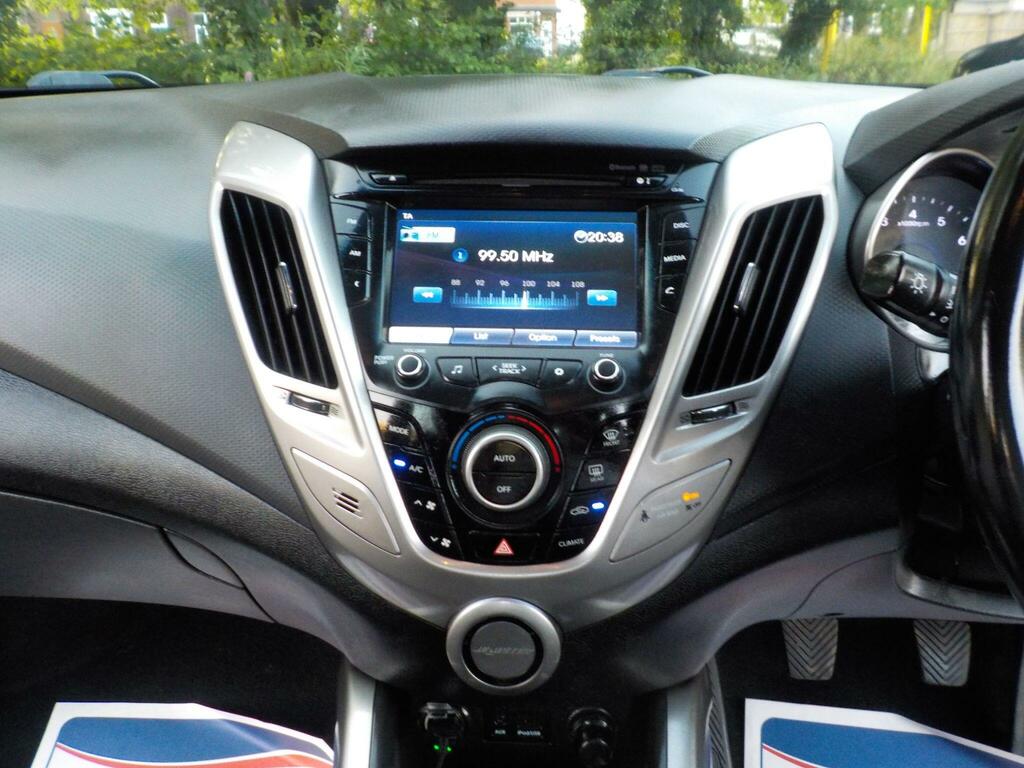 Hyundai Veloster Veloster Sport Gdi Orange #13