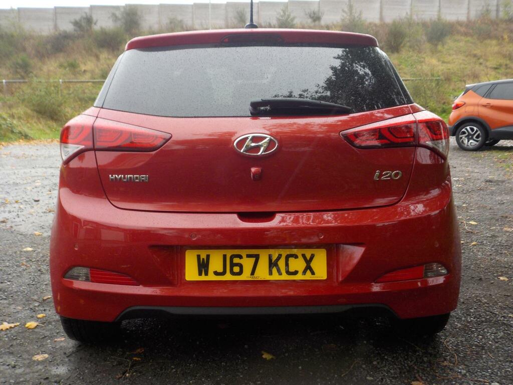 Hyundai I20 1.2 Premium Se Nav Euro 6 Red #4