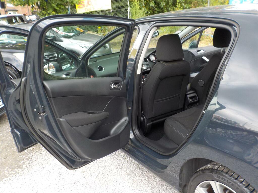 Peugeot 308 1.6 Hdi Active Navigation Version 92 Bhp Black #28