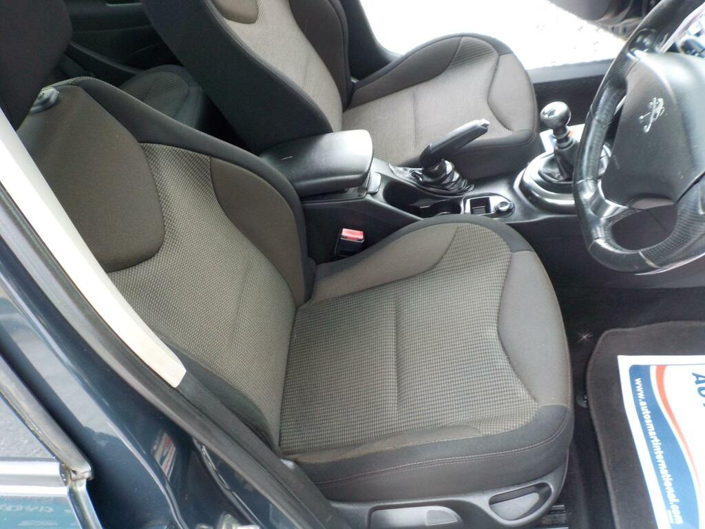 Peugeot 308 1.6 Hdi Active Navigation Version 92 Bhp Black #20