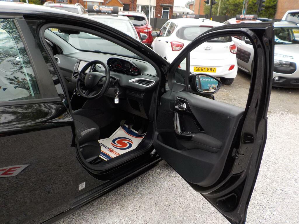 Peugeot 208 Hatchback Black #17