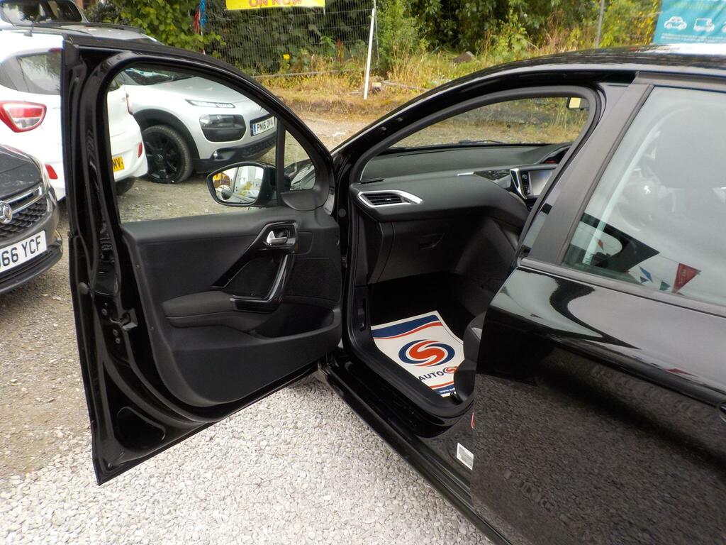 Peugeot 208 Hatchback Black #27