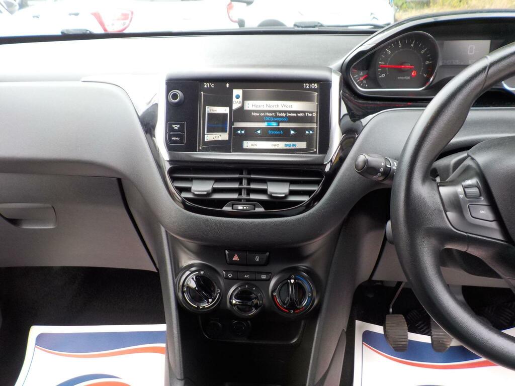 Peugeot 208 Hatchback Black #13