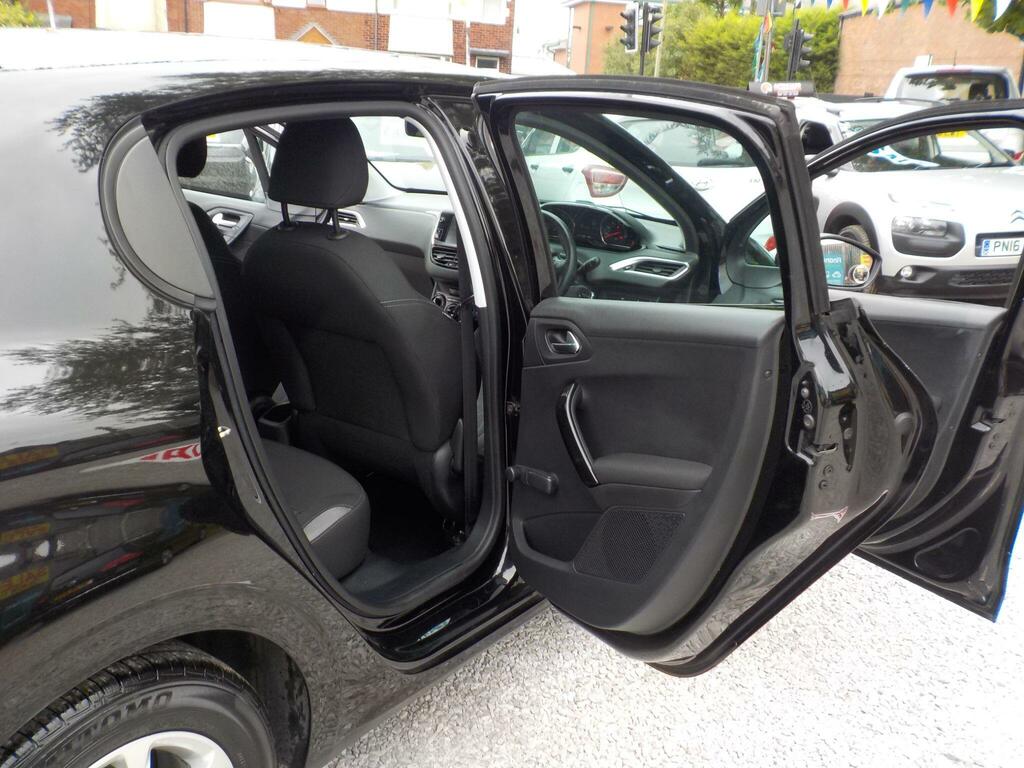Peugeot 208 Hatchback Black #21