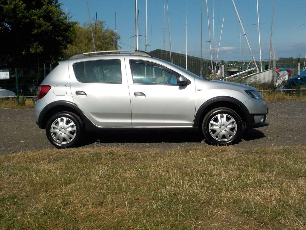 Dacia Sandero Stepway 1.5 Dci Laureate Euro 5 Black #6