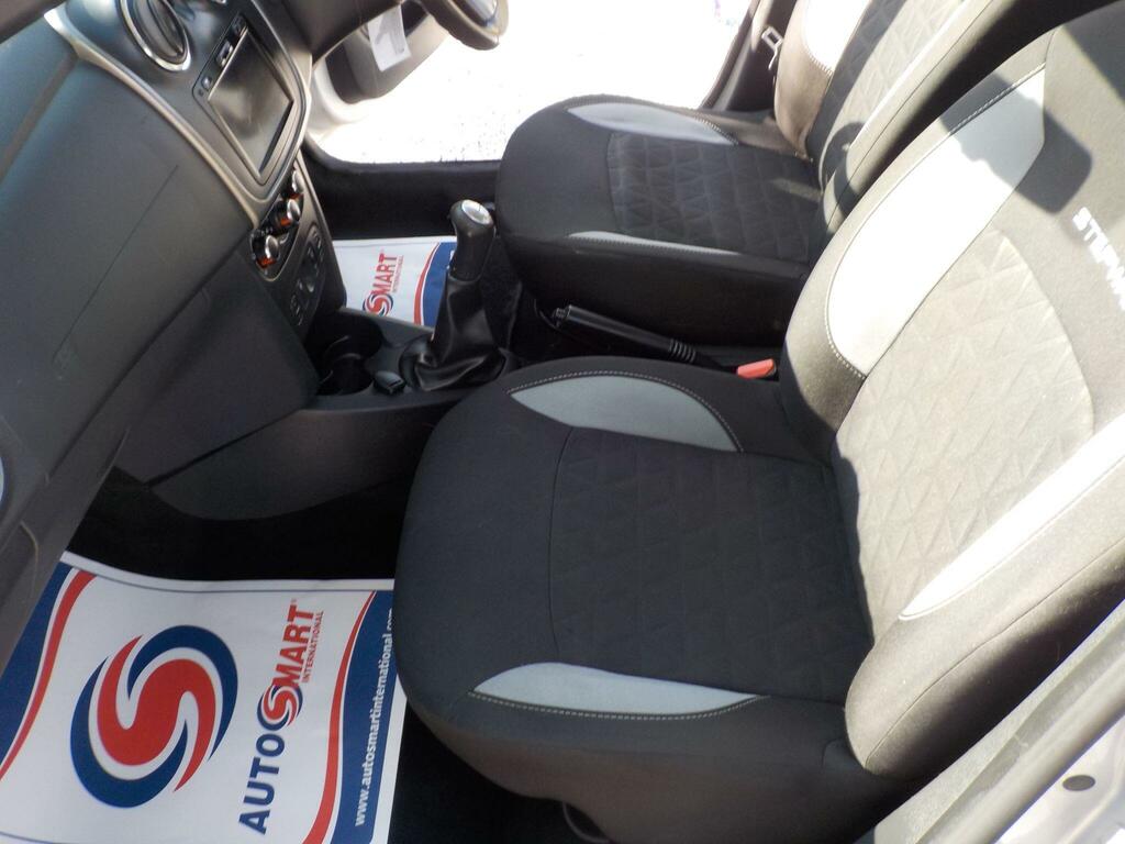 Suzuki Alto 1.0 Sz White #32
