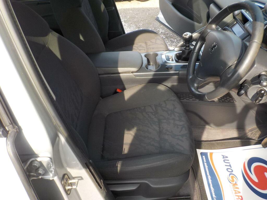 Peugeot 3008 E-hdi Active Brown #19