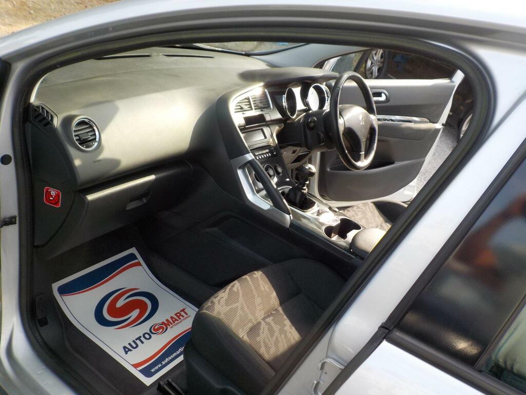 Peugeot 3008 E-hdi Active Brown #11