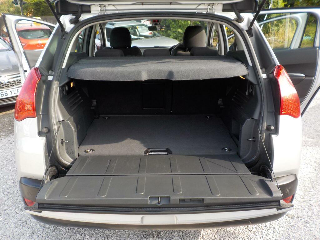 Peugeot 3008 E-hdi Active Brown #22