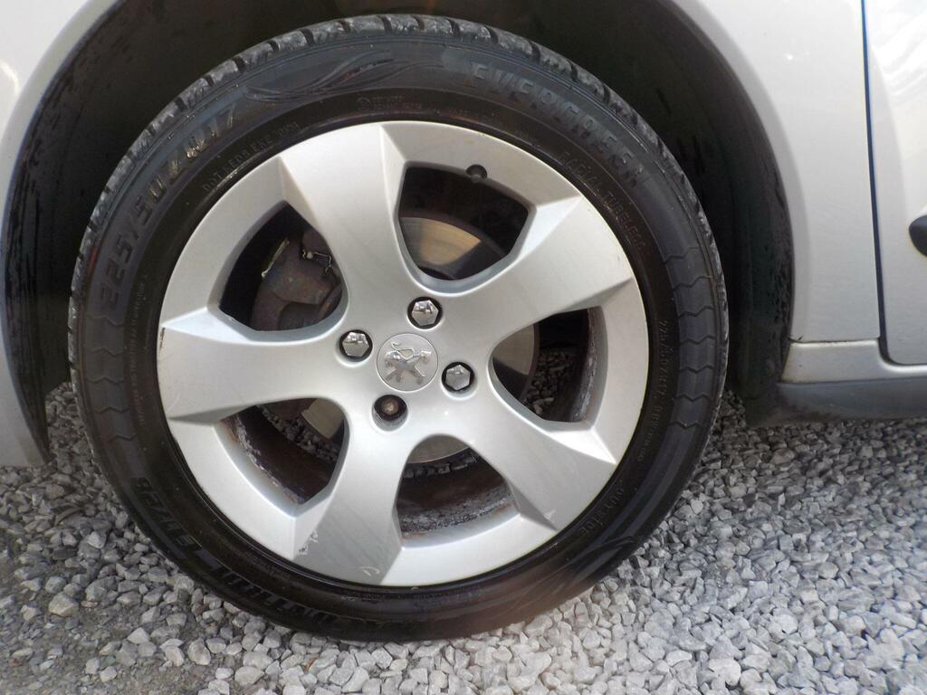 Peugeot 3008 E-hdi Active Brown #28