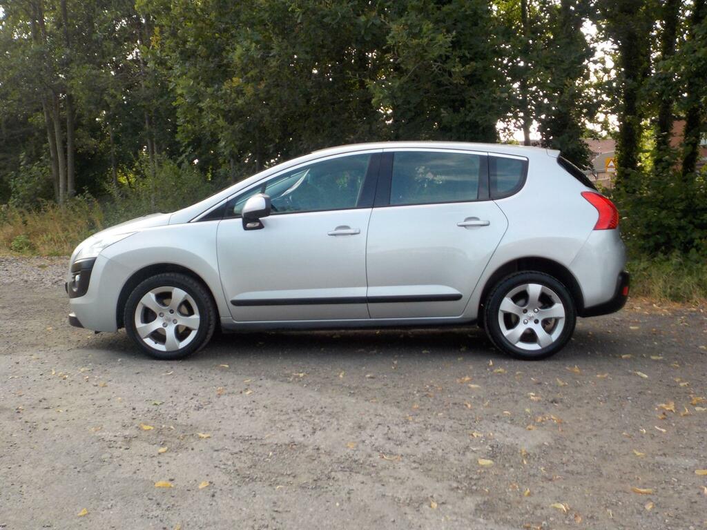 Peugeot 3008 1.6 Hdi Active Euro 5 Silver #2