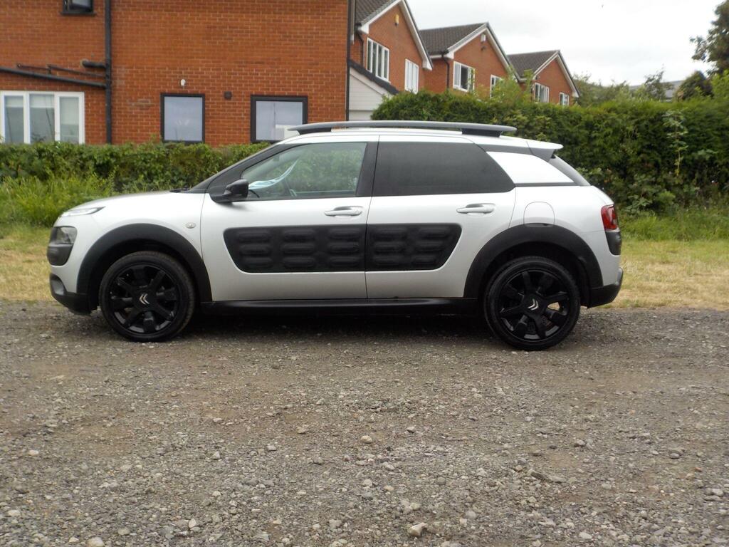 Citroen C4 Cactus 1.6 Bluehdi Flair Euro 6 Black #2