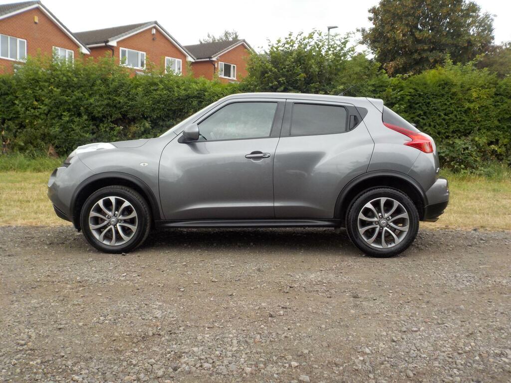 Nissan Juke 1.6 Tekna Euro 5 S S Red #2