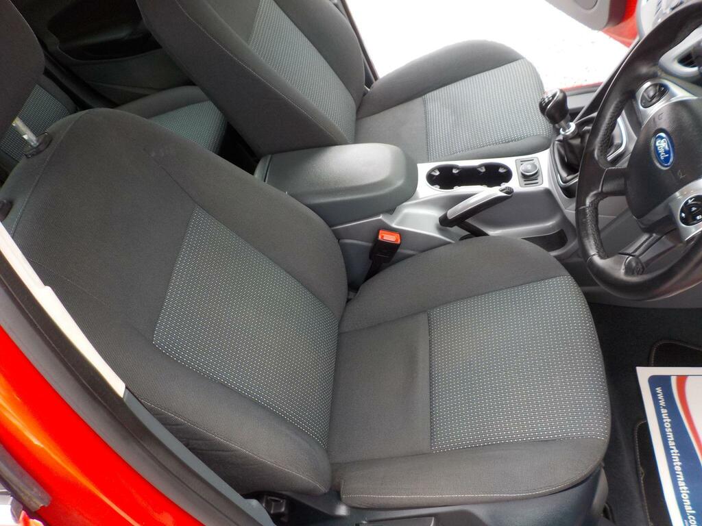 Ford C-Max 64 Ford C Max Tdci Zetec Hatchback Silver #16