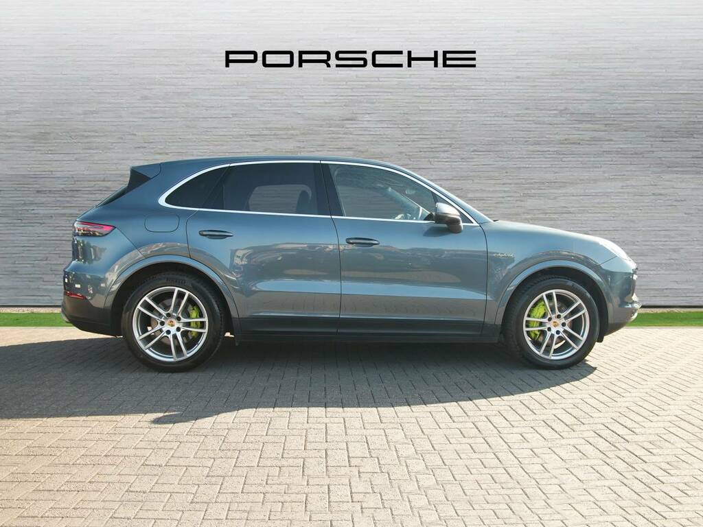 Porsche Cayenne E-hybrid Blue #3