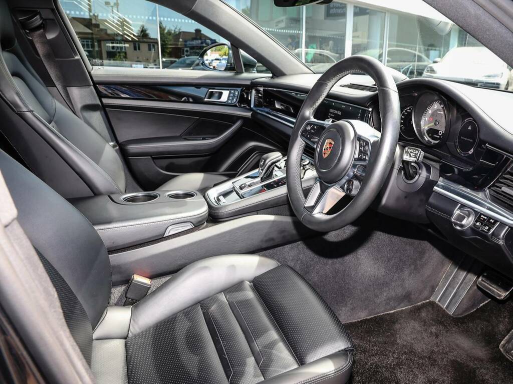 Porsche Panamera 4 E-hybrid Sport Turismo Grey #4