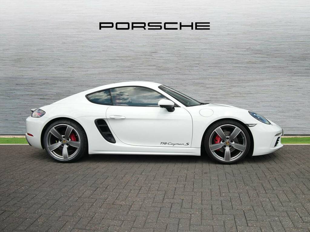 Porsche 718 Cayman S White #3