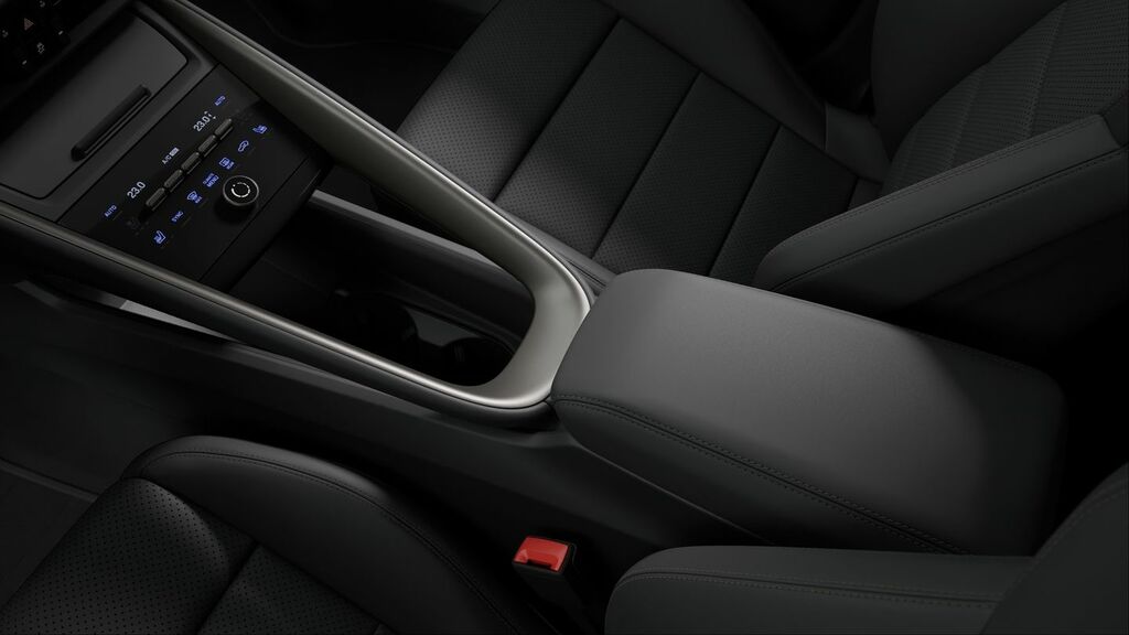 Porsche Macan Turbo Electric Grey #4