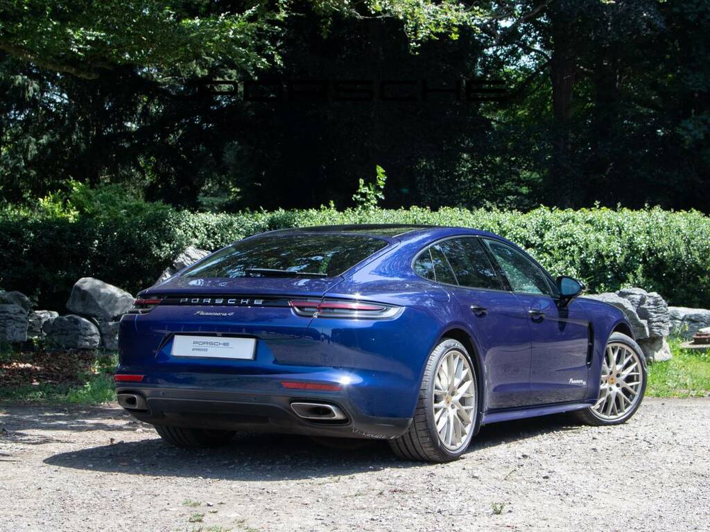 Porsche Panamera 4 10 Years Edition Blue #3