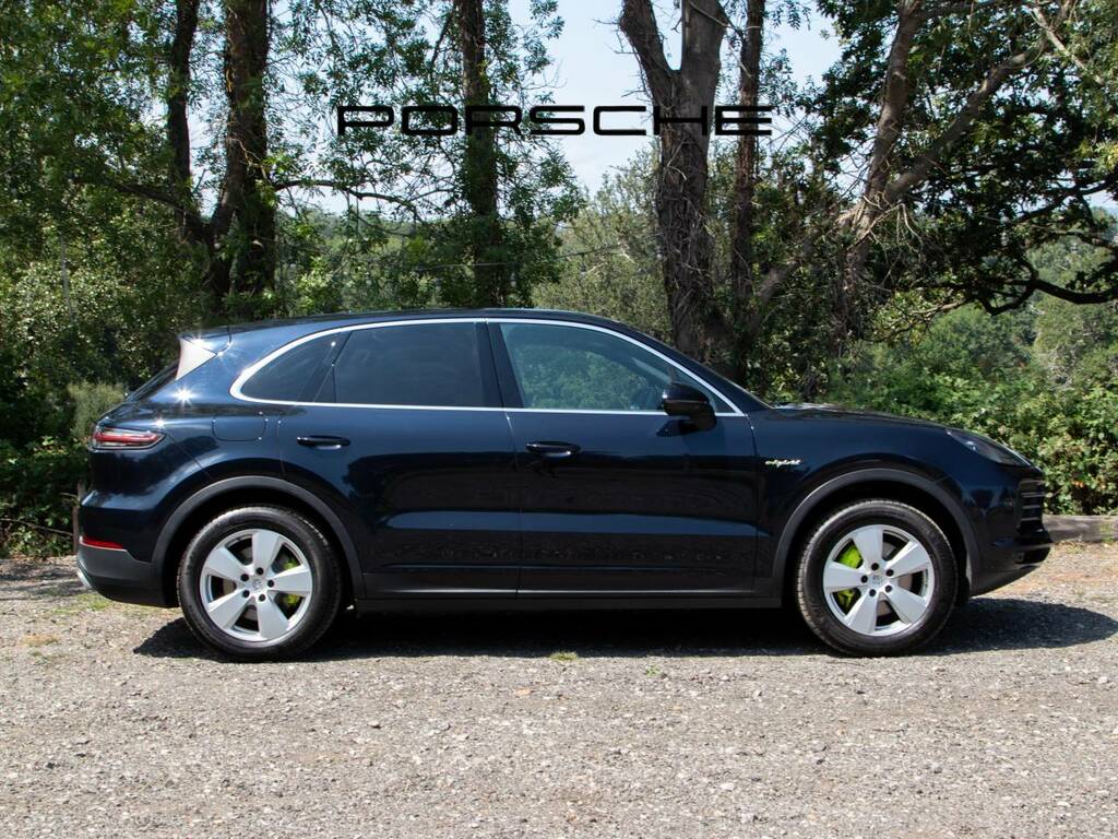 Porsche Cayenne E-hybrid My22 Blue #2