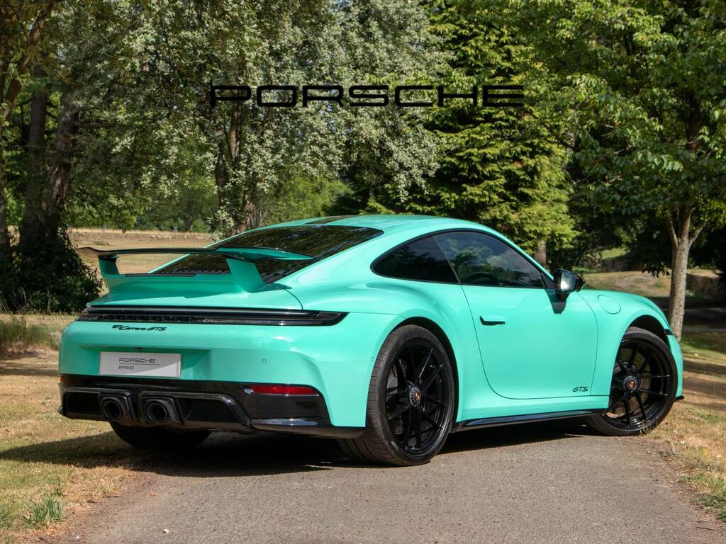 Porsche 911 Carrera Gts Green #3