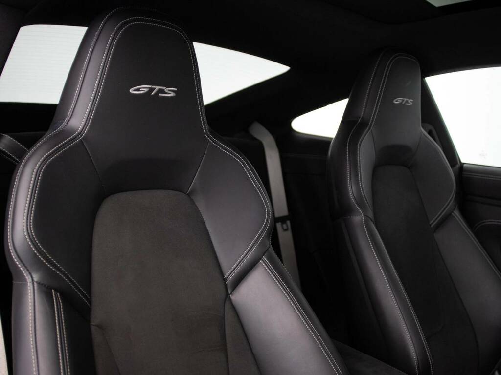 Porsche 911 Carrera Gts My22 Green #5