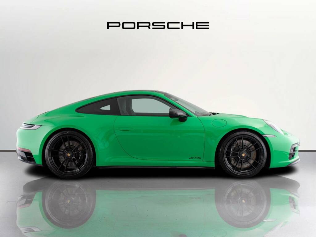 Porsche 911 Carrera Gts My22 Green #2