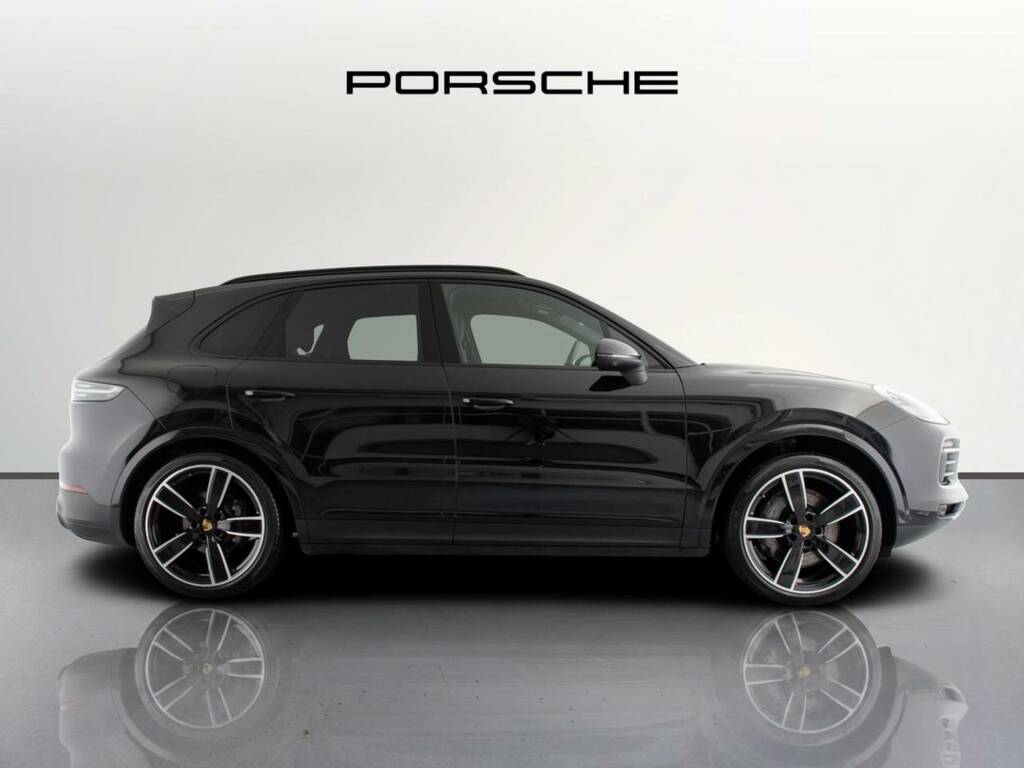 Porsche Cayenne S Platinum Edition My23 Black #2