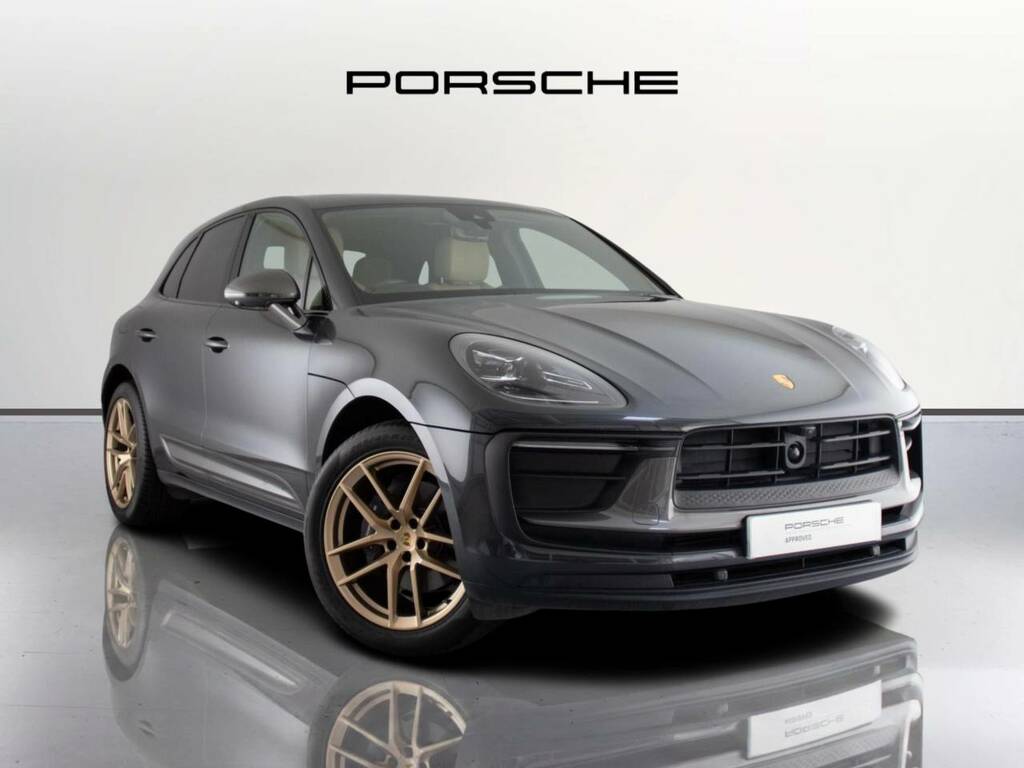 Porsche Macan T My23 Grey