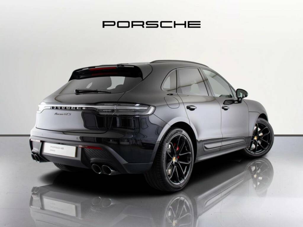 Porsche Macan Gts Black #3