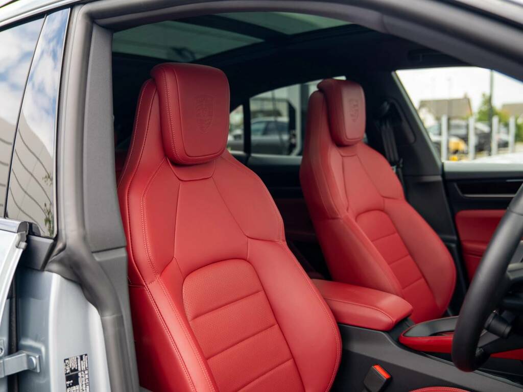 Porsche Macan Electric Silver #5