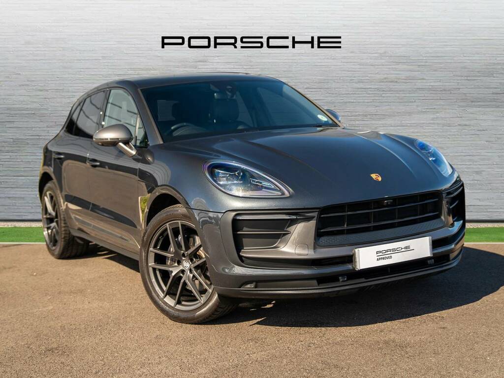 Porsche Macan T My23 Grey