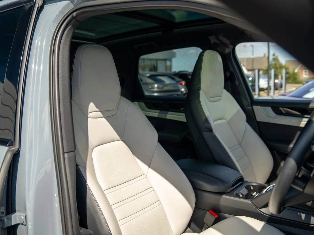 Porsche Cayenne E-hybrid My24 Grey #5