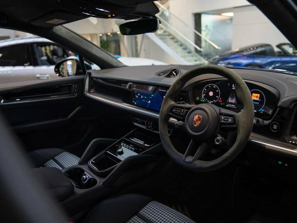 Porsche Cayenne E-hybrid Coup233 Black #4