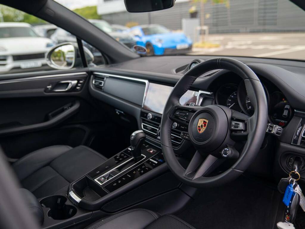 Porsche Macan T Grey #4