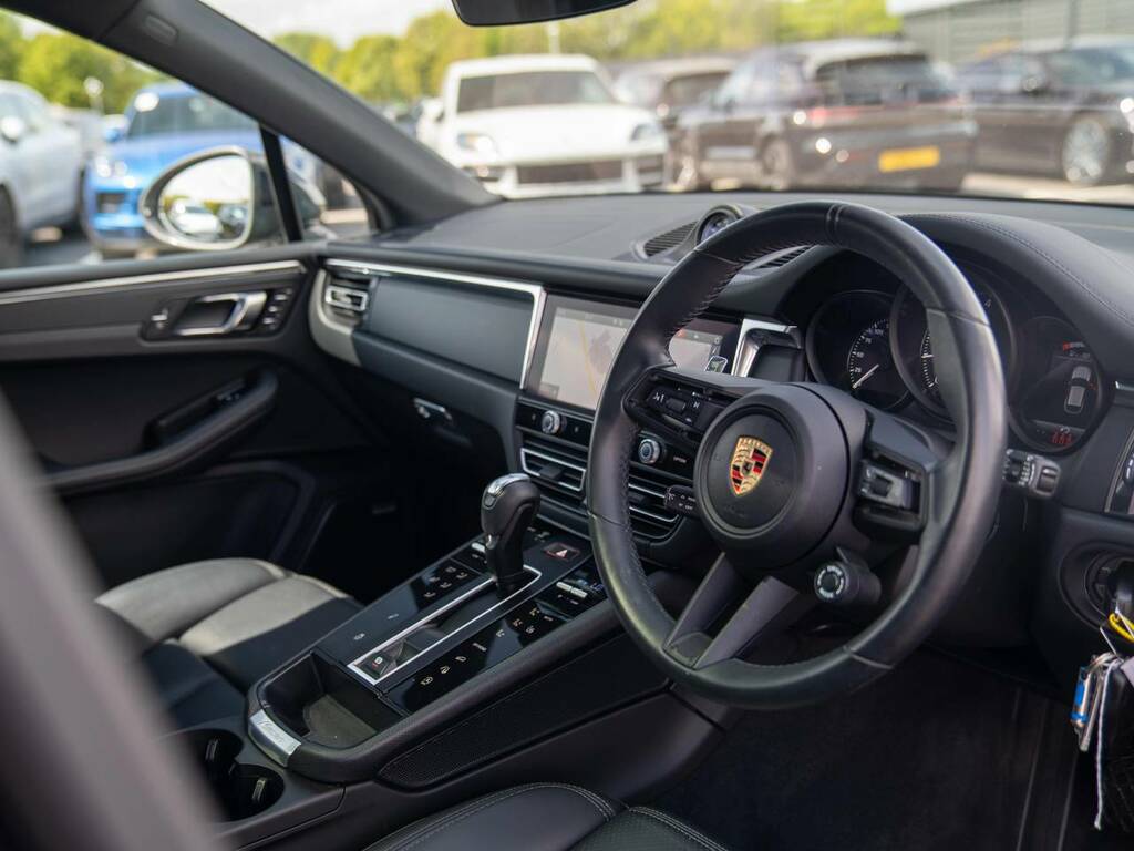 Porsche Macan T Grey #4