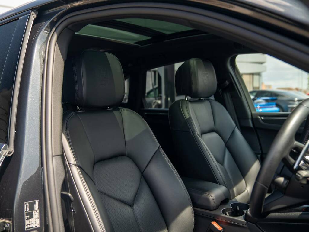 Porsche Macan T Grey #5