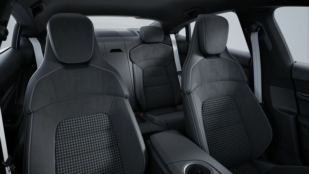 Porsche Taycan Saloon Black