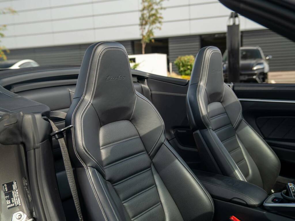 Porsche 911 Turbo Cabriolet My24 Grey #5